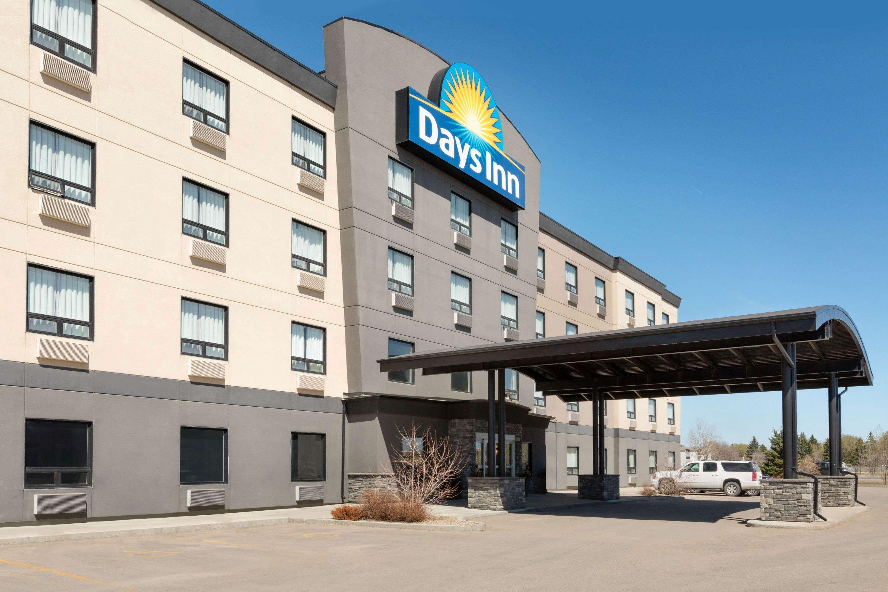 Days Inn By Wyndham Regina Airport West Εξωτερικό φωτογραφία