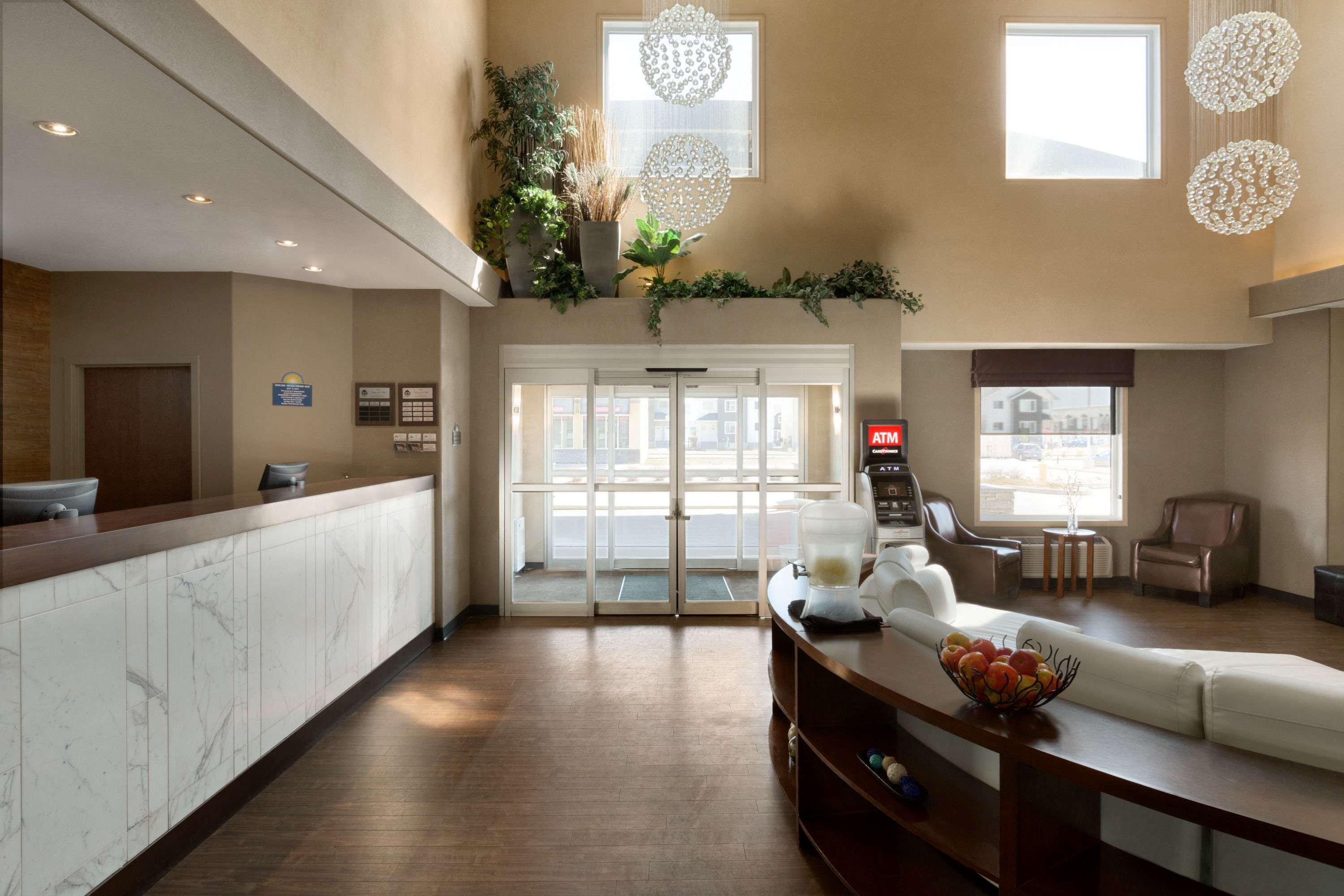 Days Inn By Wyndham Regina Airport West Εξωτερικό φωτογραφία
